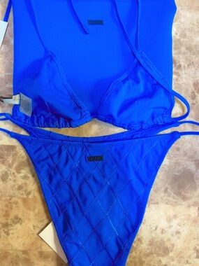 triangl swimwear Bright Blue Quilted Triangle Bikini